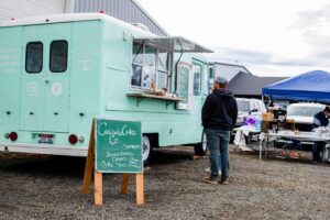 Carissa's Cakes Food Truck Vendor